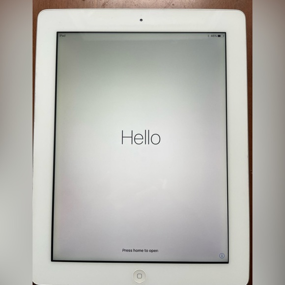 iPad - Picture 2 of 4